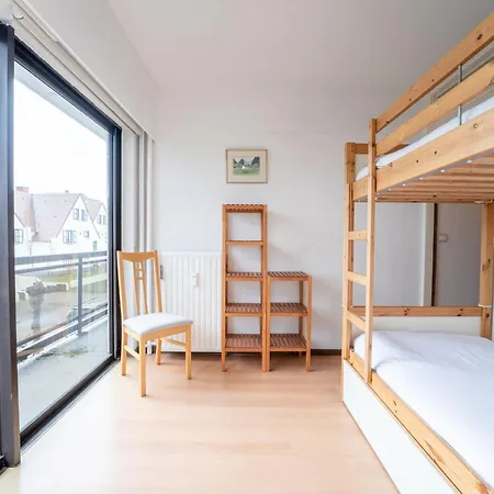 Du Coq A L'haan Bright By Interhome * De Haan